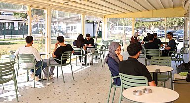 Üniversiteli gençlerden Yurt Kafe'ye yoğun ilgi