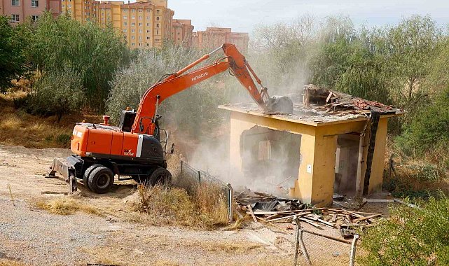 Uşak Belediyesi tarafından 20 bin kişi kapasiteli yeni atık su terfi merkezi yapıldı