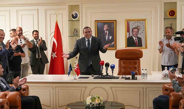 Üsküdar Belediye Başkanvekili Dündar Ziya Gültekin görevine başladı