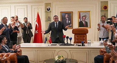 Üsküdar Belediye Başkanvekili Dündar Ziya Gültekin görevine başladı