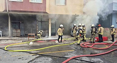 Üsküdar'da iş yerinde yangın paniği