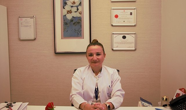 Uzmandan masa başı çalışanlara uyarı: "Omurganız için 15 dakikada bir hareket edin"