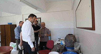 Vali Akmeşe Kınık Höyük Kazı Alanını inceledi