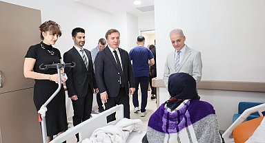 Vali Aydoğdu, hastanede tedavi gören hastaları ziyaret etti