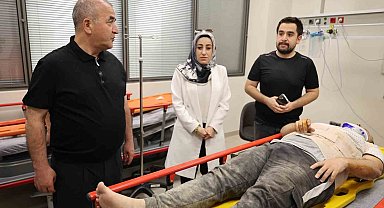 Vali Hatipoğlu hastanedeki yaralıları ziyaret etti