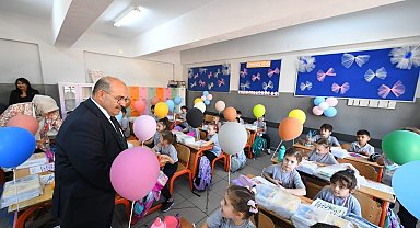 Vali İsmail Ustaoğlu, Balıkesir'de ilk ders zilini çaldı