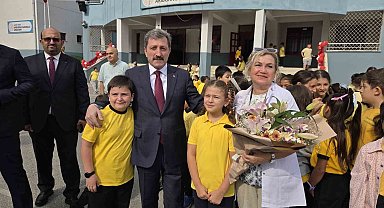Vali Tavlı: "Sevgiyle yetiştireceğimiz evlatlarımız, istikbalimizin ve Türkiye Yüzyılı'nın mimarı olacak"