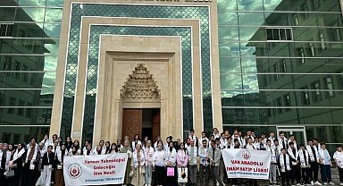 Van Anadolu İmam Hatip Lisesinden TEKNOFEST'e 100 kişilik katılım