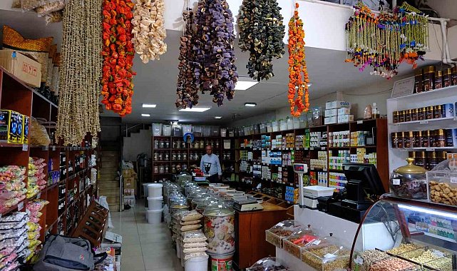 Van'da havanın soğumasıyla bitki çaylarına ilgi arttı