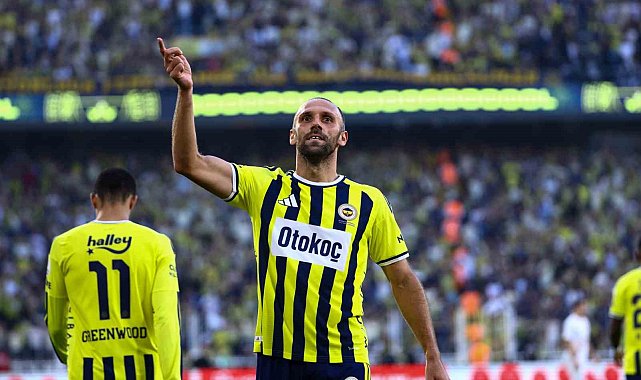 Vedat Muriqi 4 gol attı
