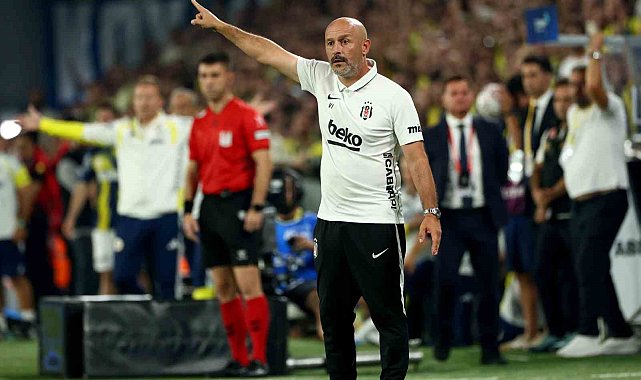 Vincenzo Italiano, ilk derbisinden galip ayrıldı