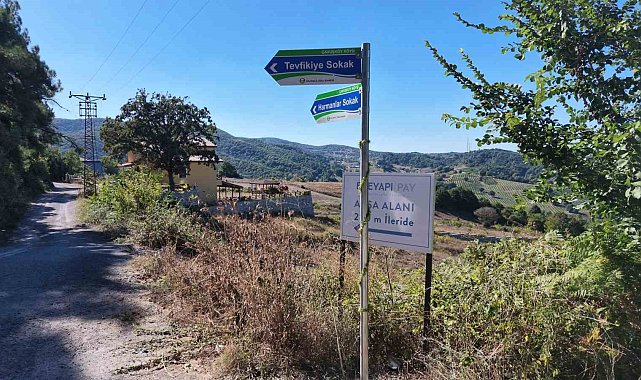 Yalova'da 4 köyde sokak tabelaları yenilendi