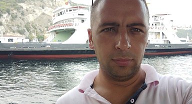 Yalova'da demirlerin altında kalan işçi hayatını kaybetti