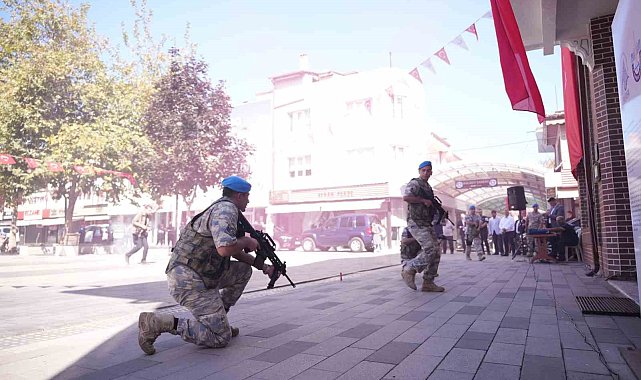 Yenişehir'de 6 Eylül ruhu 104 yıl sonra yeniden canlandı