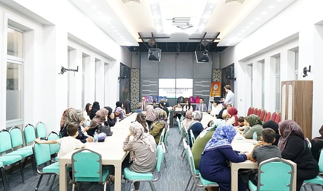 Yeşilyurt Belediyesi'nden ihtiyaç sahibi öğrencilere kırtasiye desteği