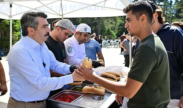 Yıldırım'da uyumayan kütüphaneden üniversiteye