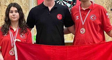 Yıldırımlı dartçılardan milli gurur