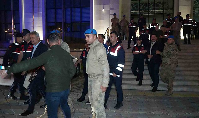 Yolsuzluk soruşturmasında mahkemeden karar çıktı: 2 eski başkan dahil 15 tutuklama