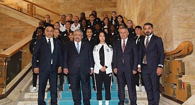 Yüksekova Spor Kulübü'nden MHP Genel Başkan Yardımcısı Yıldız'a ziyaret