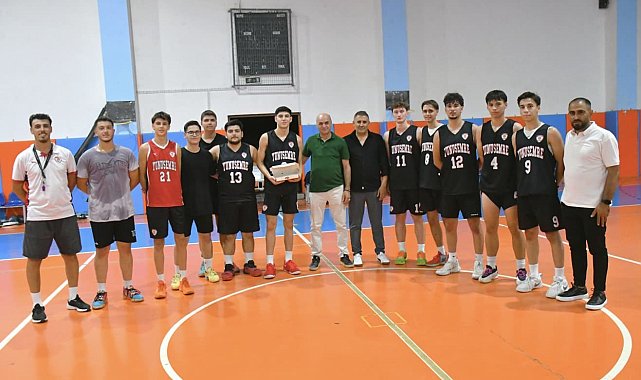 Yunusemre Belediyespor potada geleceğe yatırım yapıyor