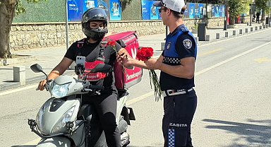 Zabıta Haftası'nda Kocaeli'de çiçekler Büyükşehir'den