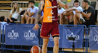 Zekeriya Yiğit Tekin: "Basketbol Şampiyonlar Ligi'nde finale kadar gidip şampiyon olmak istiyoruz"