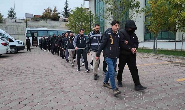 1,2 milyar liralık yasa dışı bahis operasyonunda 18 şüpheli adliyeye sevk edildi