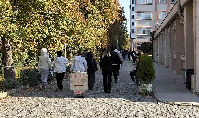 2 milyon 985 bin 438 adayın başvurduğu KPSS Ortaöğretim maratonu başladı