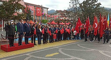 29 Ekim Cumhuriyet Bayramı coşku içerisinde kutlandı