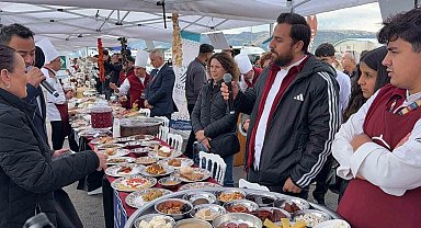 'Dünyanın En Büyük Anadolu Sofrası" ile Guinness Rekoru denemesi başladı