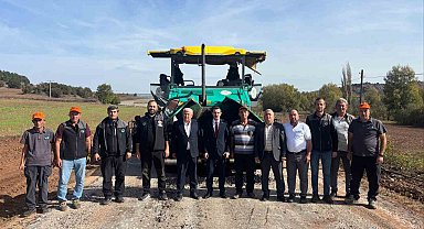 4 kilometrelik köy yolu sıcak asfalta kavuşuyor