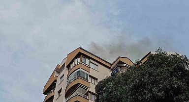 9 katlı binanın çatısında çıkan yangın söndürüldü
