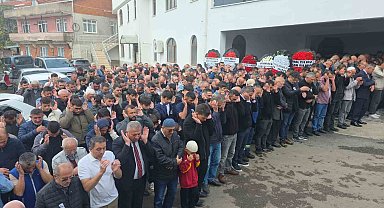 9 yaşındaki Ömer Halis, gözyaşları arasında toprağa verildi