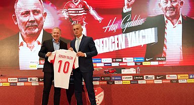 A Milli için 4 yıllığa imza attı... Sergen Yalçın'ın A Takımı belli oldu