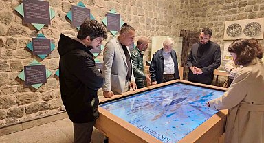 ABD'li profesör Miller, Selçuklu Uygarlığı ve Gevher Nesibe Tıp Tarihi Müzesi'ne hayran kaldı