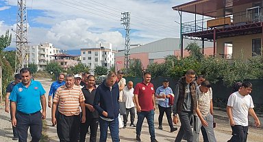 Adana'da özel bireyler Dünya Yürüyüş Günü'nde yürüdü