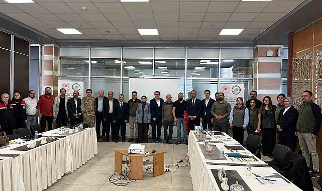 Adilcevaz'da 'Arin Gölü Revize Çalıştayı' düzenlendi