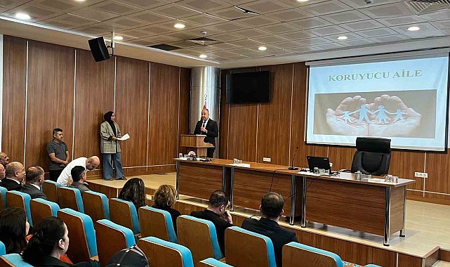 Adıyaman'da adliye personeline koruyucu aile eğitimi verildi
