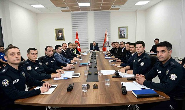 Adıyaman'da emniyetin 9 aylık çalışmaları değerlendirildi