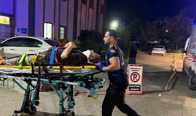 Adıyaman'da iki otomobil çarpıştı: 8 yaralı