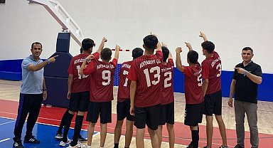 Adıyamanlı çocuklardan voleybol şampiyonasında büyük başarı
