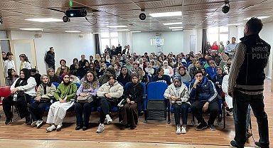 Afyonkarahisar'da NarkoAnne projesi sürüyor