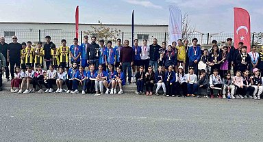 Ağrı'da okul sporları kros müsabakaları tamamlandı
