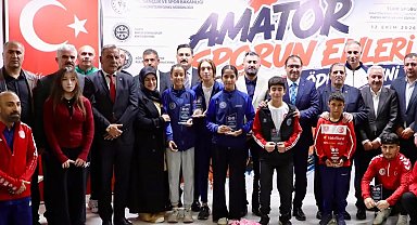 Ağrı'da sporun enleri ödül töreni coşkuyla tamamlandı... ASKF'den 13 isme ödül