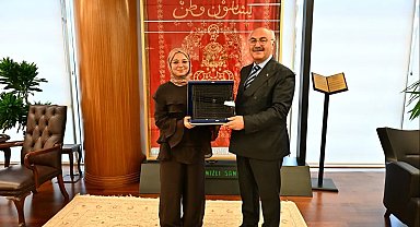 Ahilik Sancağı Vali Köşger'e teslim edildi