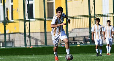 Ahmet Hüseyin Altun 4 maçta 6 gol attı