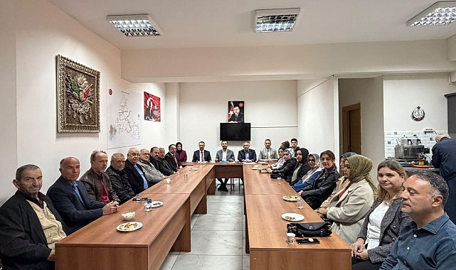 AK Parti Bilecik teşkilatı 5 ilçede sahaya yönelik çalışmaları masaya yatırdı