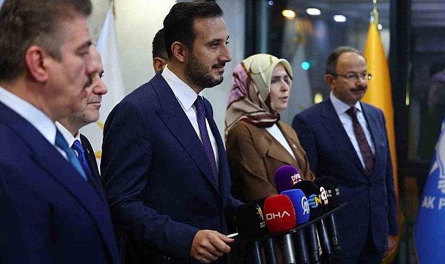 AK Parti İstanbul İl Başkanı Özdemir: "Hukuksal mücadelemizi hızlı bir şekilde başlatacağız"