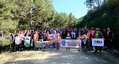 Akdağmadeni'nde sonbahar doğa yürüyüşü gerçekleştirildi