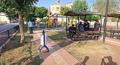 Akdeniz'de park ve yeşil alanlar yenileniyor
